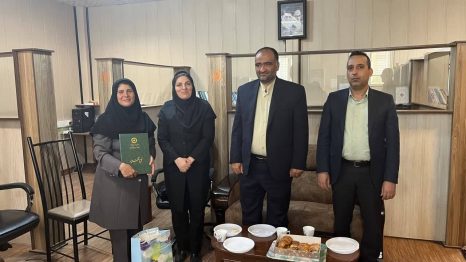 مراسم تجلیل و قدردانی از مؤسسه صبوران همدل به مناسبت پایان همکاری با مرکز صدای مشاور (۱۴۸۰) سازمان بهزیستی